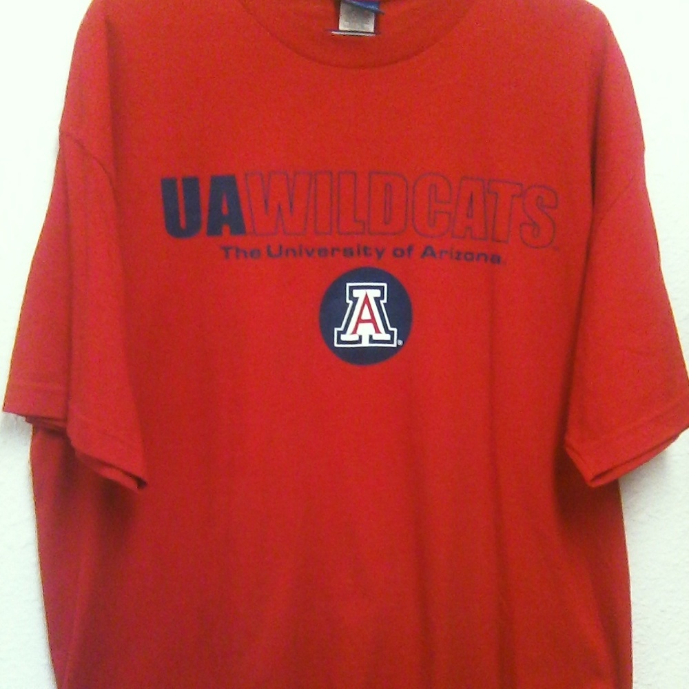 NCAA University of Arizona Men's Shirt